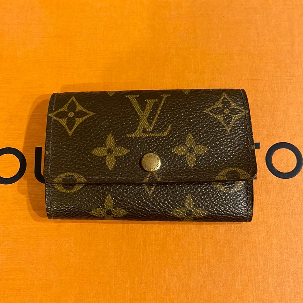Louis Vuitton Monogram 6 Key Holder